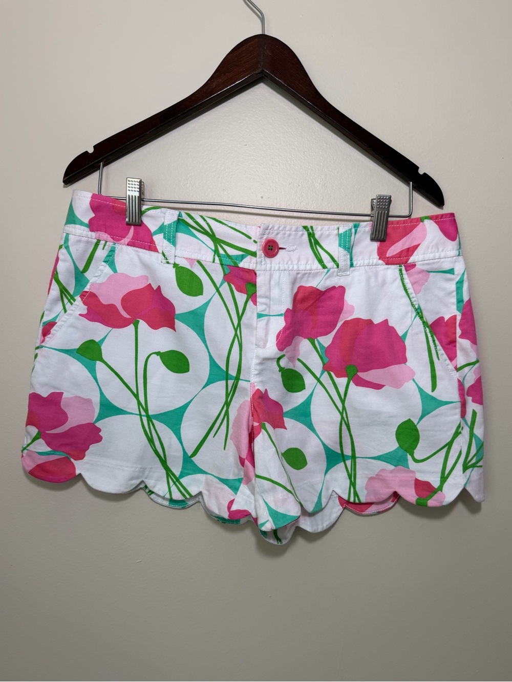 Lilly Pulitzer Buttercup Shorts - Picture 2 of 6
